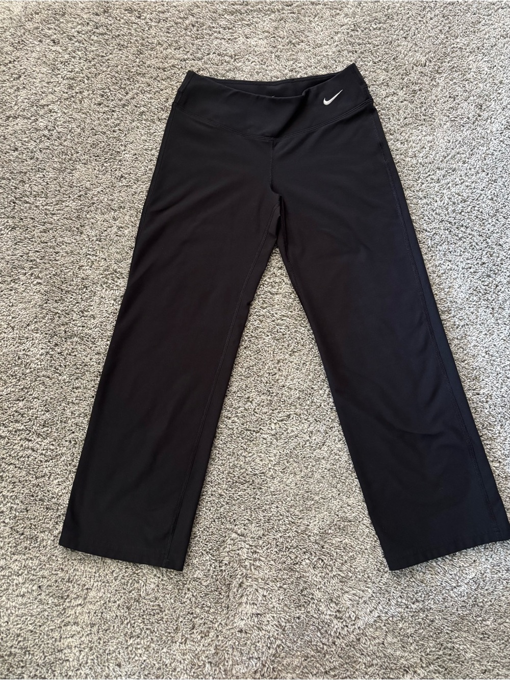 Nike Dri-Fit Athleisure Black Straight Leg Capri/Cropped Leggings Womens Size S